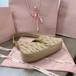 MiuMiu D886980