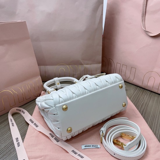 MiuMiu D886980