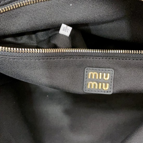 MiuMiu  D886820