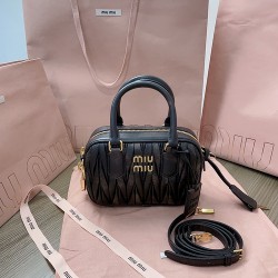 MiuMiu D8861080