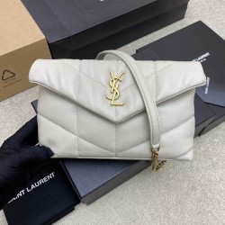 Yves Saint Laurent Bag D886570