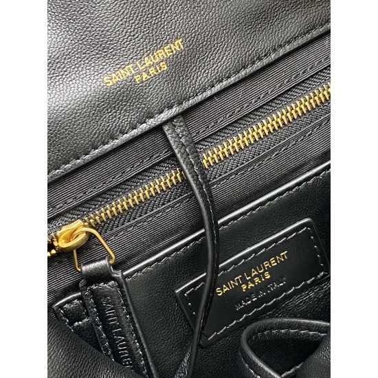 Yves Saint Laurent Bag  D8861000