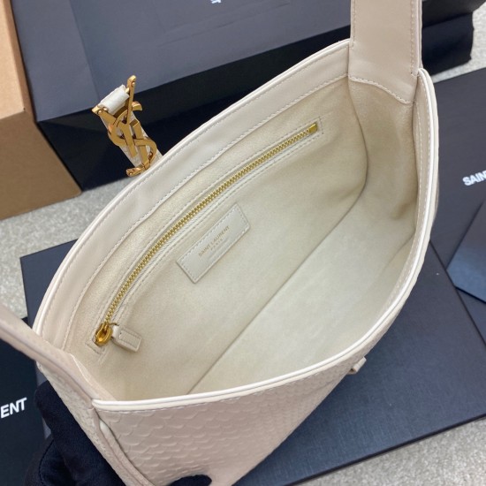 Yves Saint Laurent Bag D886550