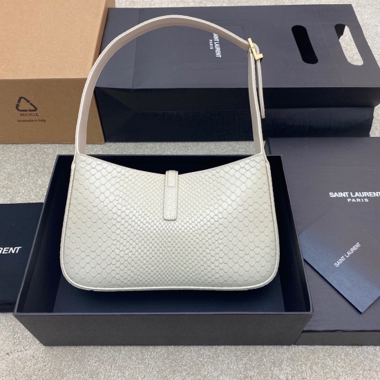 Yves Saint Laurent Bag D886550