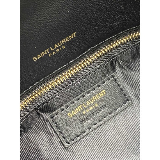 Yves Saint Laurent D886570