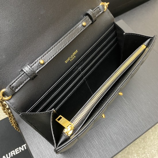 Yves Saint Laurent Bag