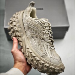 BALENCIAGA Defender