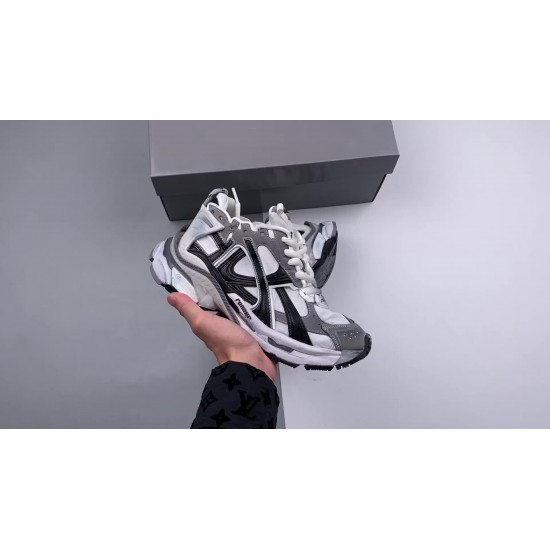 BALENCIAGA RUNNER 7.5