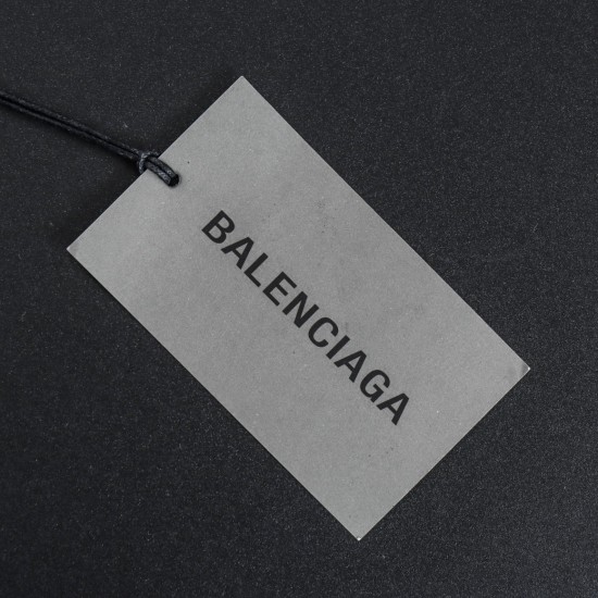 BALENCIAGA 3XL