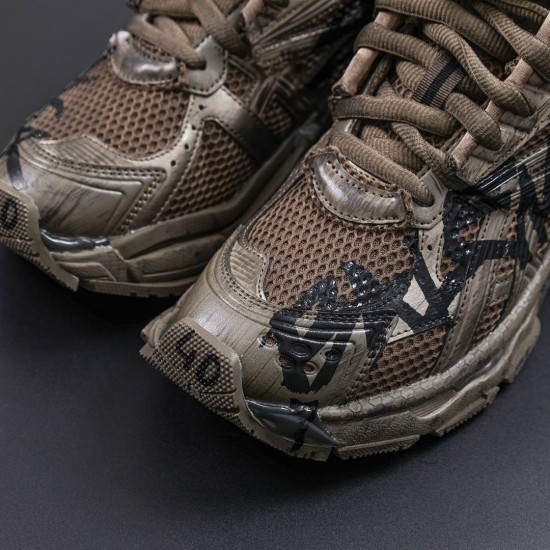 BALENCIAGA RUNNER GRAFFITI