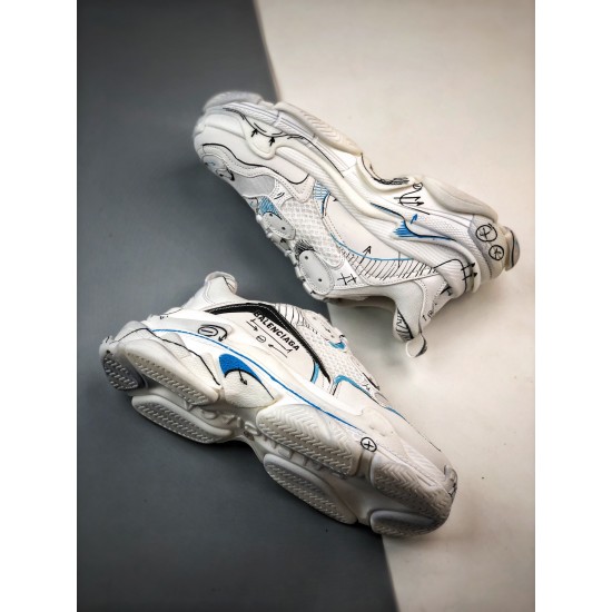 BALENCIAGA Triple S