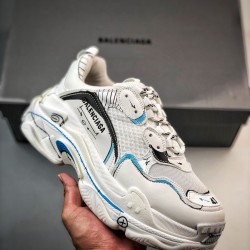 BALENCIAGA Triple S