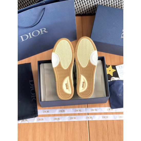 Dior 39-44