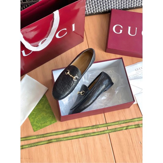 Gucci 35-40