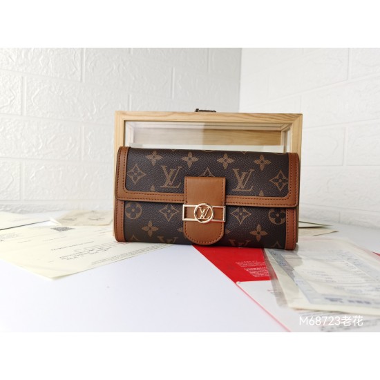 LV Bags High Quality Flip Wallet
