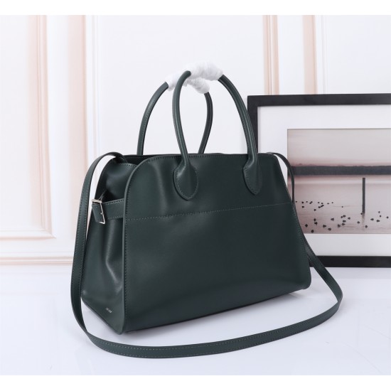 The Row Bags Top Quality
Small:26.20.18
Big:38.26.23