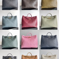 BV Bags Top Quality ANDIAMO 743575