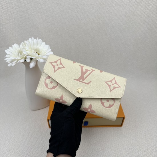 LV Bags High Quality Flip Wallet
