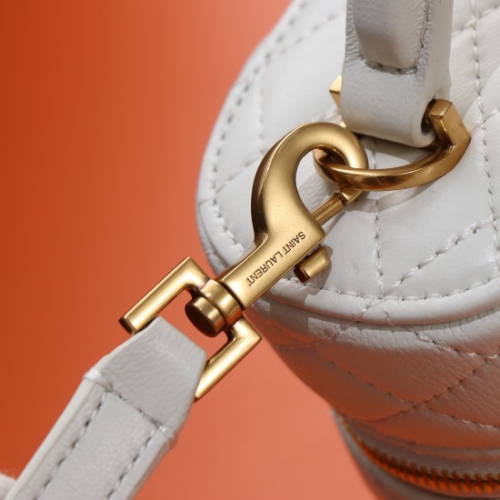 YSL Bags Top Quality
18×11×6.5 cm