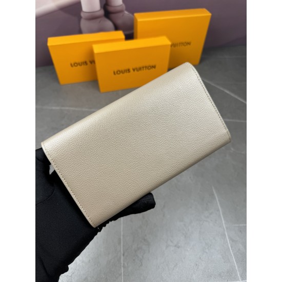LV Bags High Quality Flip Wallet
