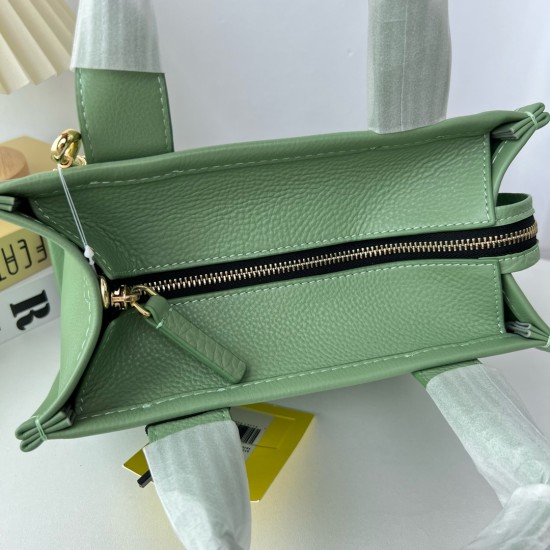 MJ Tote Full leather size: 41 * 34 * 15cm $140 Full leather medium size: 33 * 28 * 13cm $120 Full leather small size: 26 × 20 × 13cm $100 Fabric Large Size: 41 * 34 * 15cm $100 Medium size of fabric: 33 * 28 * 13cm $90 Fabric small size: 26 × 20 × 13cm $8