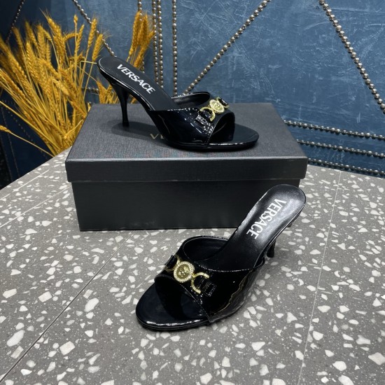 Versace Shoes Fashion shoes
 Top Quality