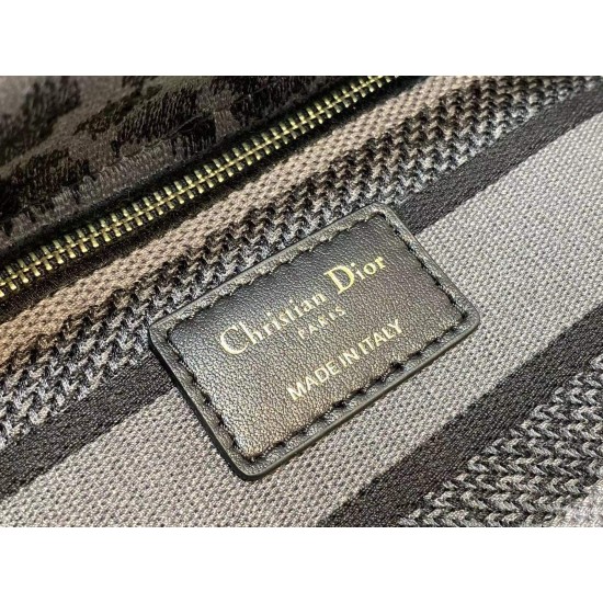 Dior Bags Top Quality
Five Grid