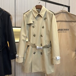 Burberry coat
uk4，6，8，10，12