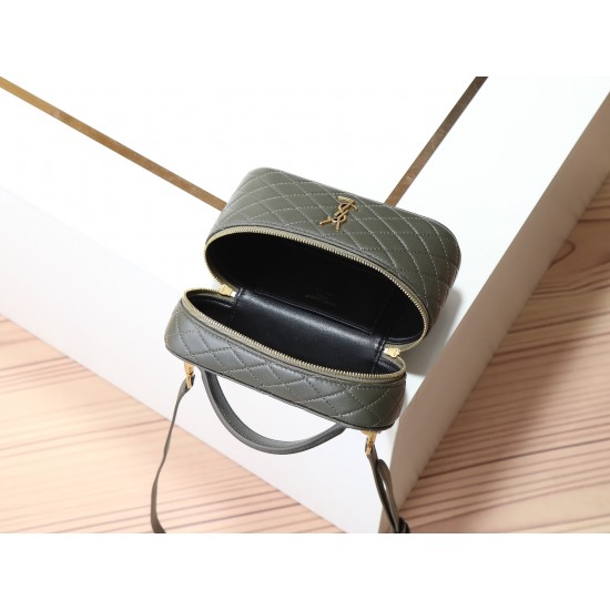 YSL Bags Top Quality
18×11×6.5 cm