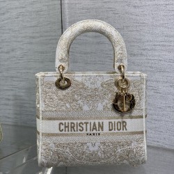 Dior Bags Top Quality
Five Grid