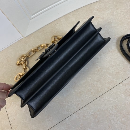 Pinko Bags Top Quality
27*17*8cm