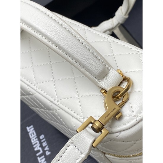 YSL Bags Top Quality
18×11×6.5 cm