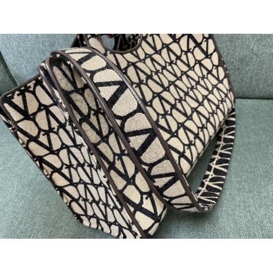 Valentino Bags Top Quality
35/25/17cm