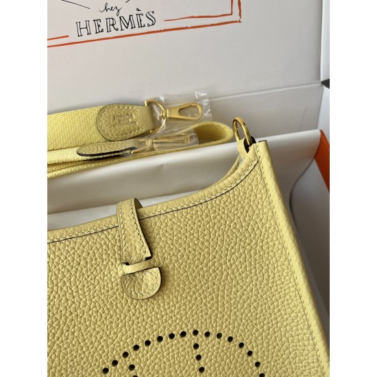 Hermes Bags Top Quality Evelyne 17cm
