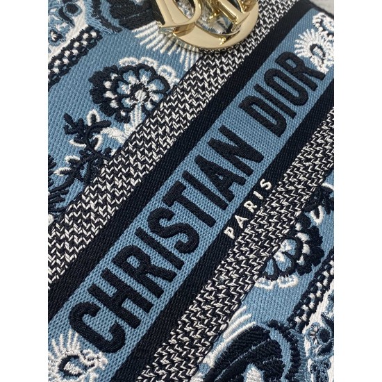 Dior Bags Top Quality
Five Grid