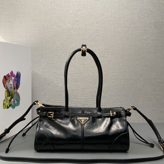 Prada Bags Top Quality
32x15.5x12cm