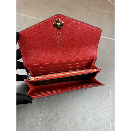 LV Bags High Quality Flip Wallet
