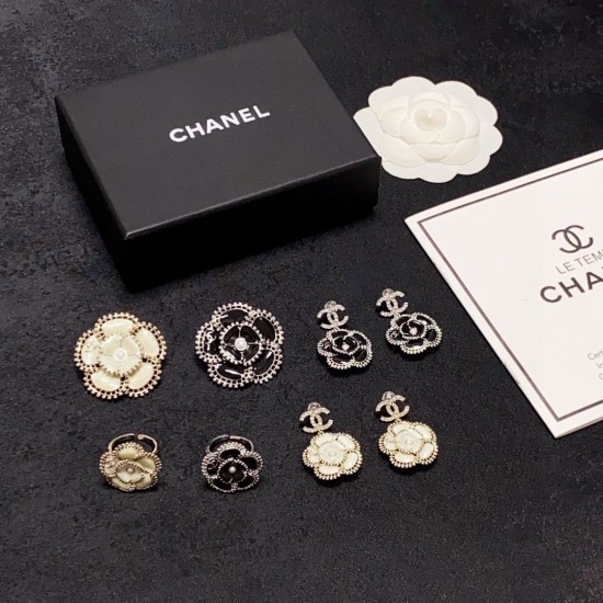 Chanel Jewelry Ring
