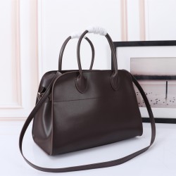 The Row Bags Top Quality
Small:26.20.18
Big:38.26.23