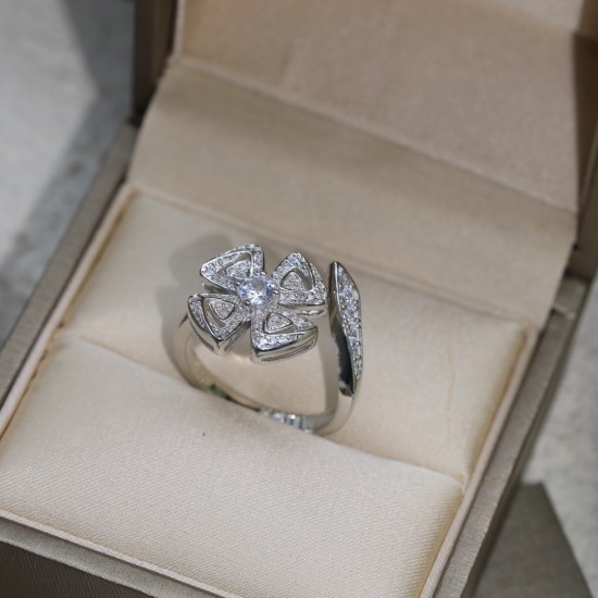 Bvlgari Jewelry Ring