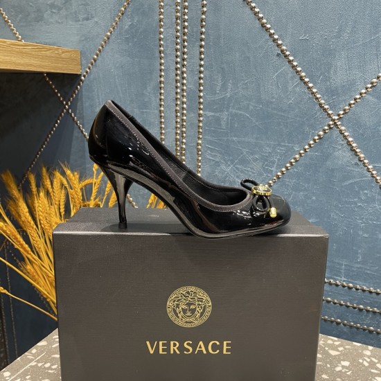 Versace Shoes Fashion shoes
 Top Quality
