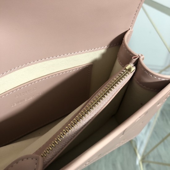 Pinko Bags Top Quality
21x13x6