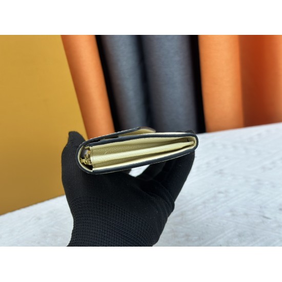 LV Bags High Quality Flip Wallet
