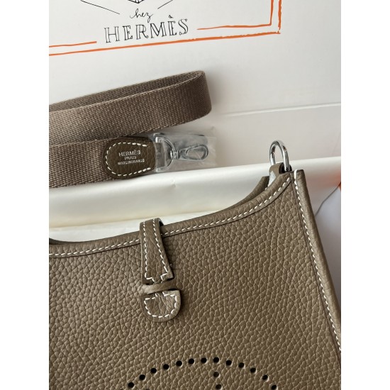 Hermes Bags Top Quality Evelyne 17cm
