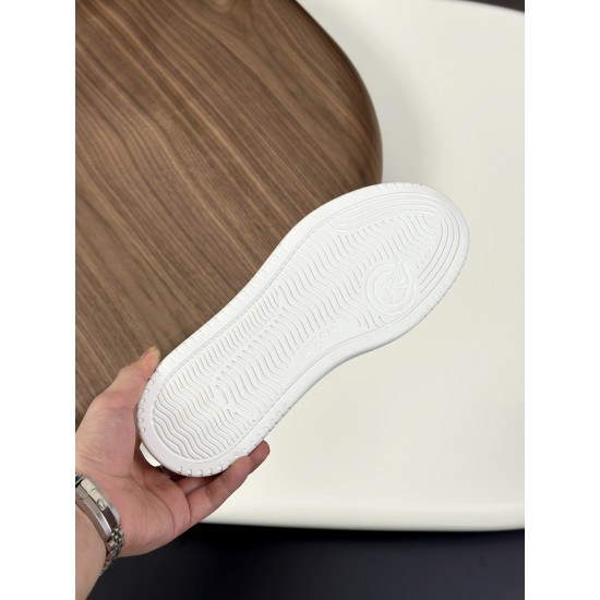 Hogan Shoes Top Quality
35-45 men and women same