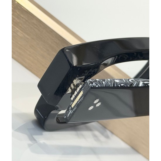 JACQUES MARIE MAGE.
Handmade in Japan. The frame is made of 10mm thick plate to create a vintage frame.
TOP QUALITY
MODEL：ASCARI
 SIZE：49口23-146 
018012Fit