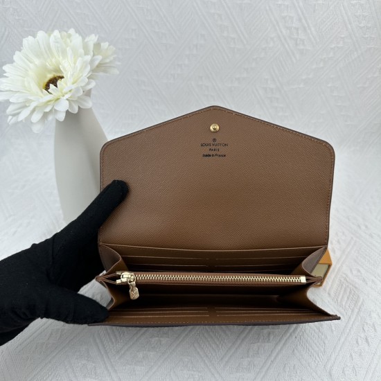 LV Bags High Quality Flip Wallet
