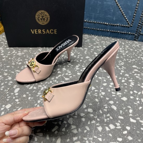 Versace Shoes Fashion shoes
 Top Quality