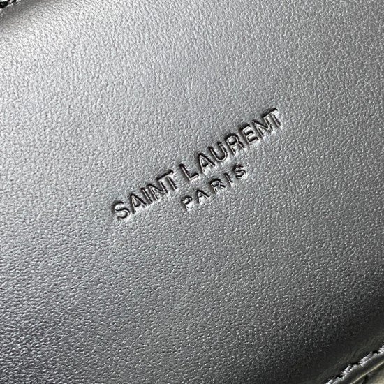 YSL Bags Top Quality
18×11×6.5 cm