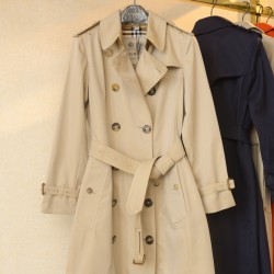 Burberry coat
uk4，6，8，10，12